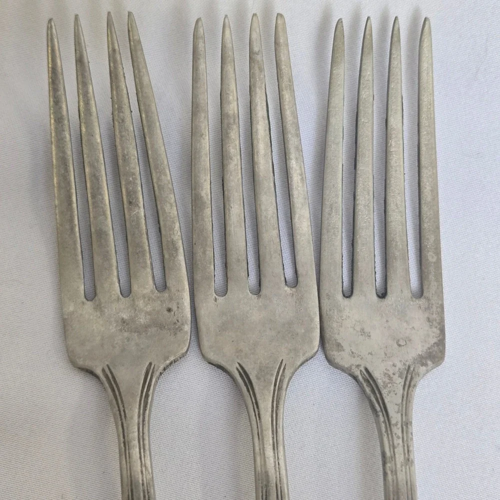 International Silver Avon Pattern Silverplate‎ Forks, Set of 3, 7